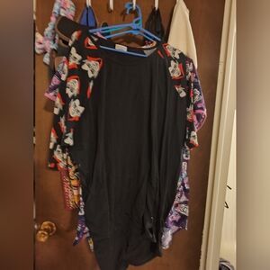 Lularoe shirts